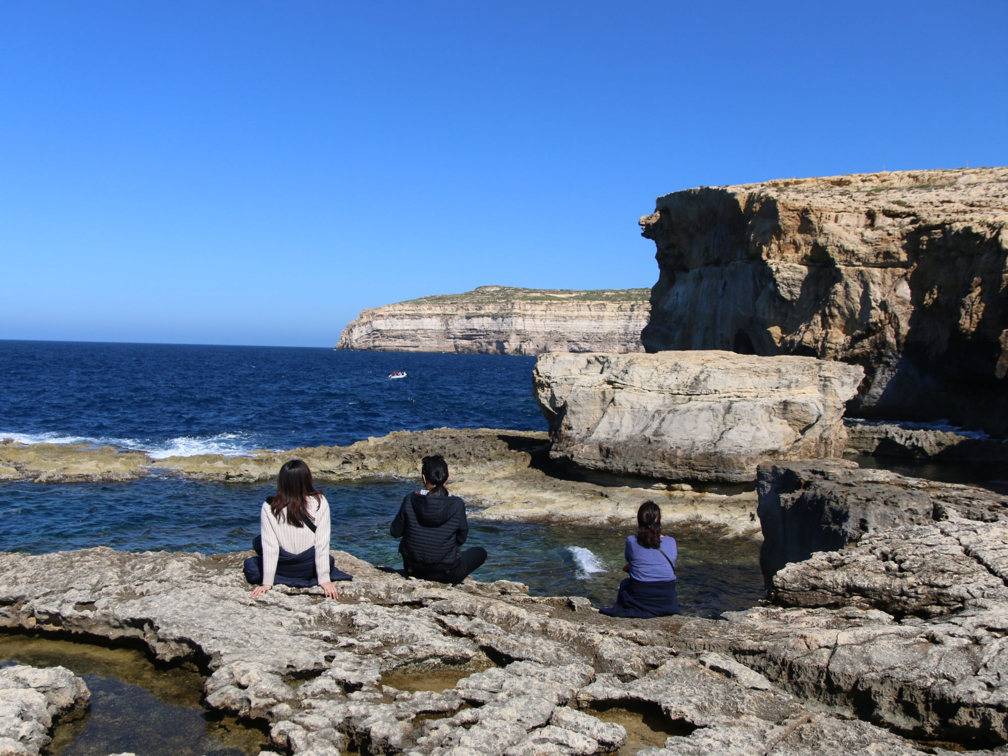 アズールウィンドウ インランドシーで地球のパワーを感じる マルタ ゴゾ島観光 Marikoのlearning Life